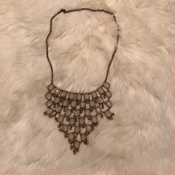 Jewelry - 🌺 3 for 20 Statement gold tone necklace